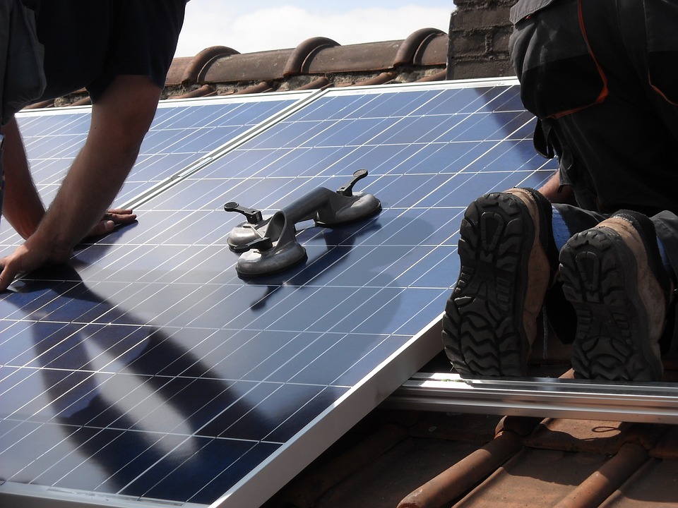 Four Tips for Solar Panel Maintenance