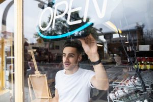 Essential Tips on How to Start Your Own Retail Business