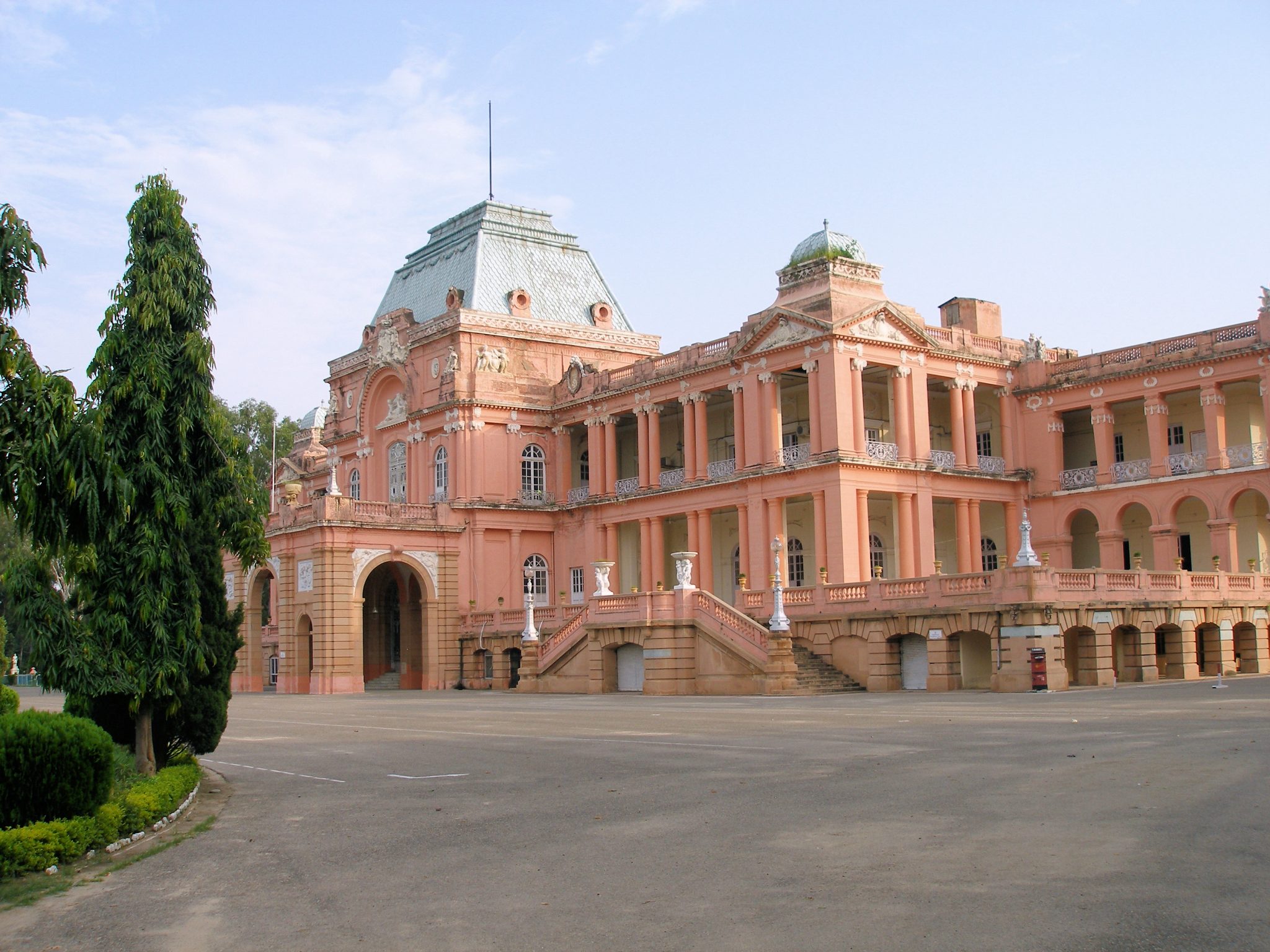 Jagatjit palace