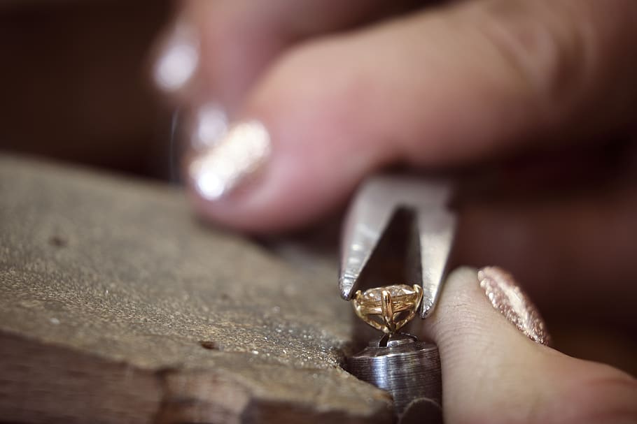 Capistrano Beach Gold Chain Repair Near Me thumbnail
