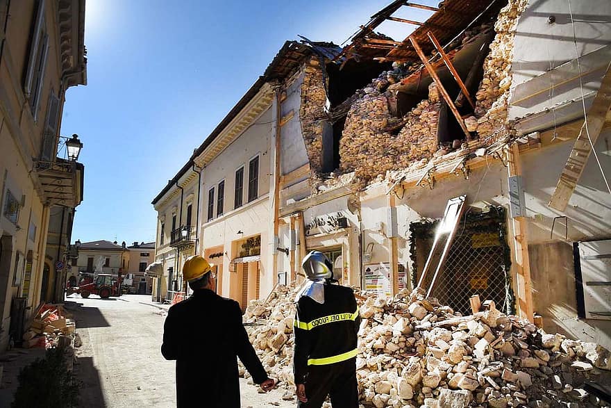 How do you decide if Earthquake Insurance is worth an Investment?