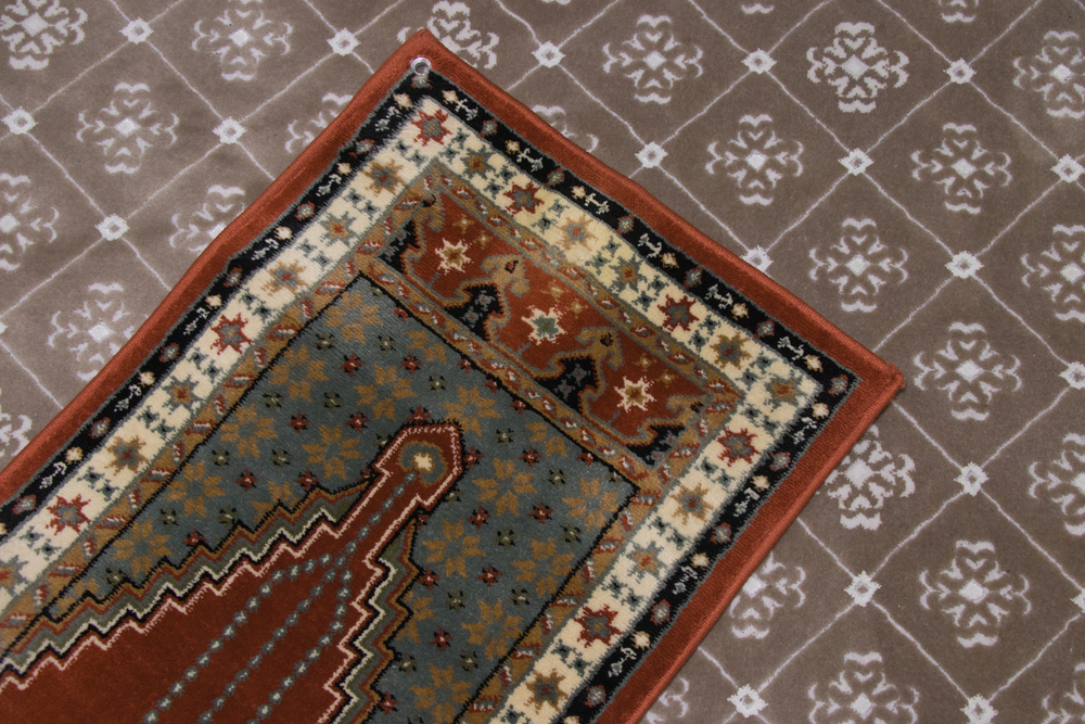 Praying Rugs – The Best way to Connect your Rooms Together