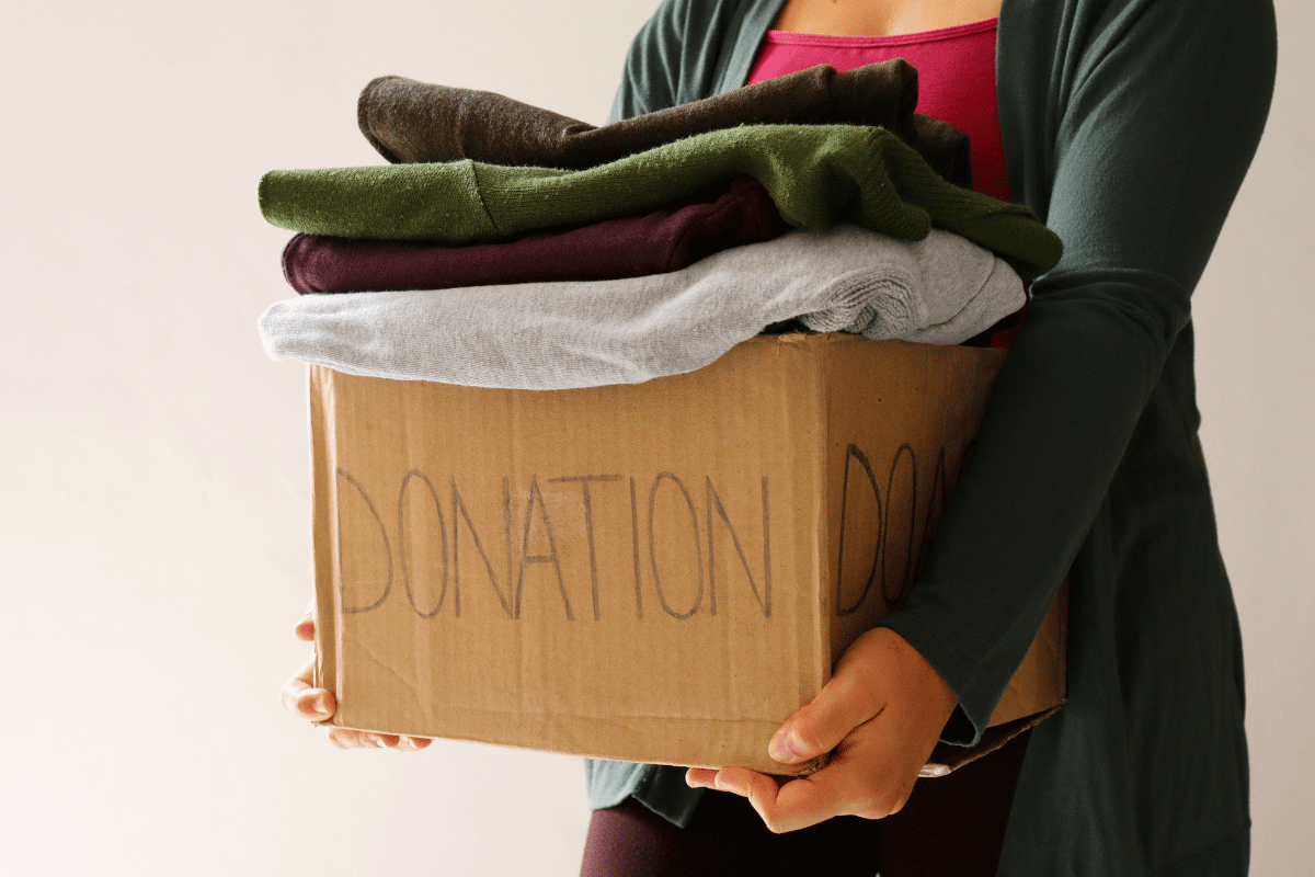 donate clothes