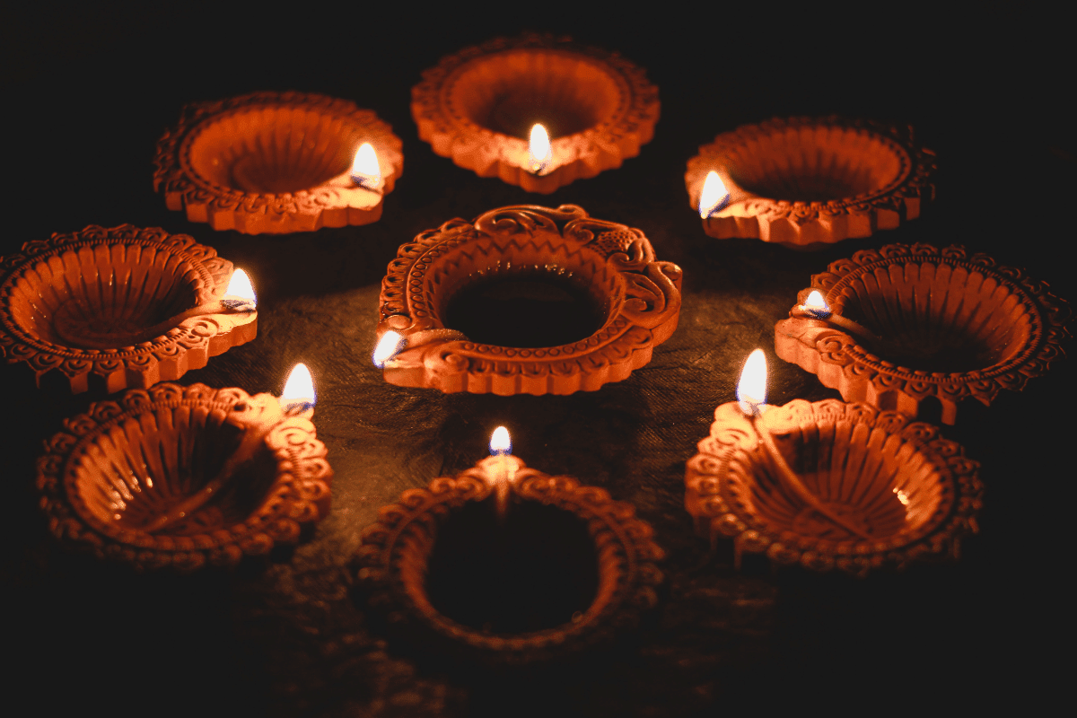 Use Diyas