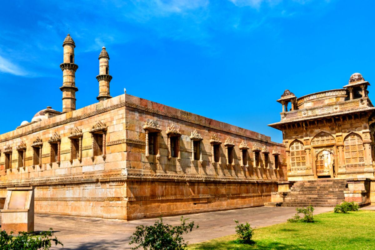 archaeological park - pavagadh