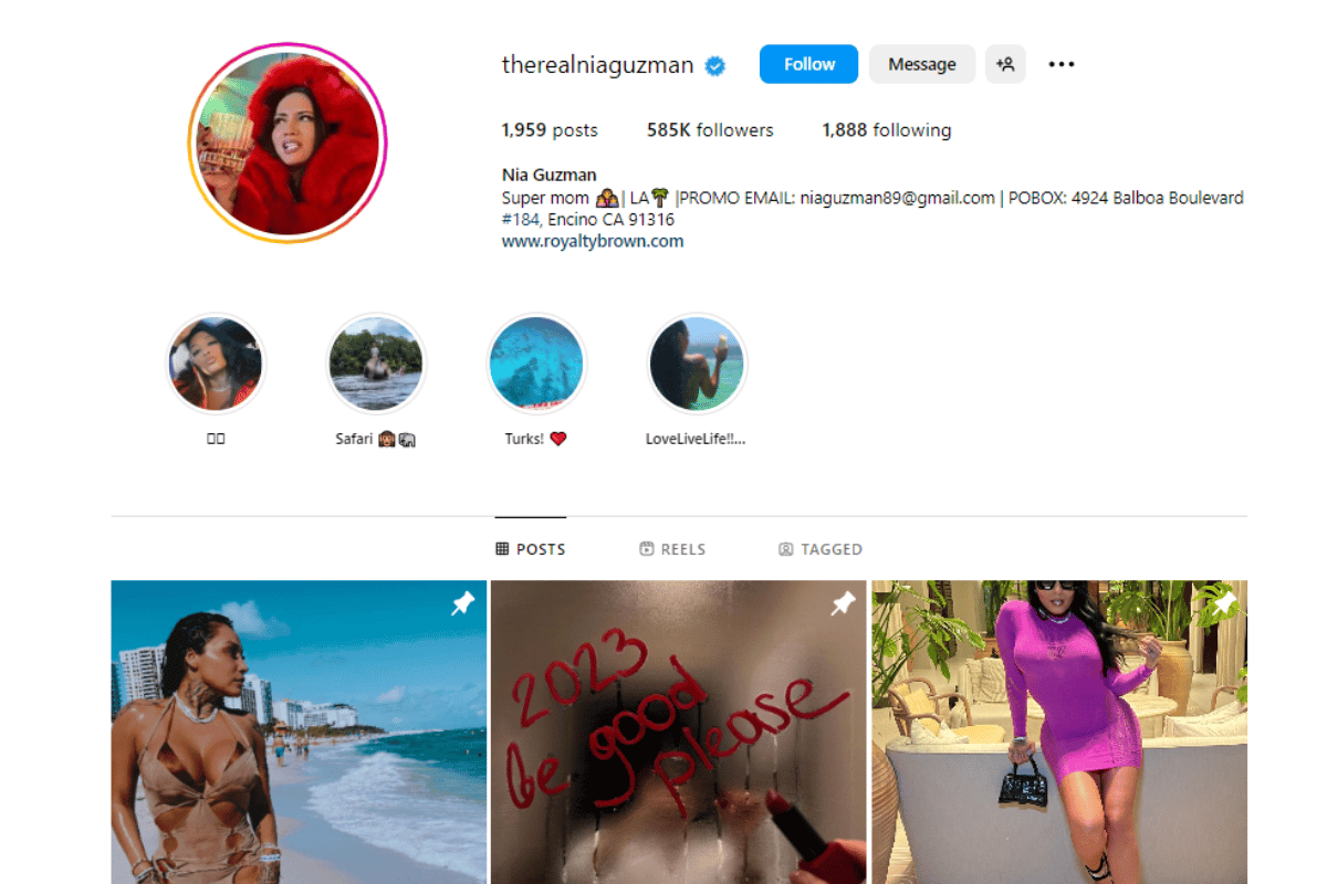 Social Media - Nia Guzman