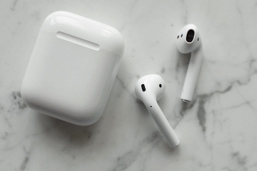 Airpods 3 or Airpods 2