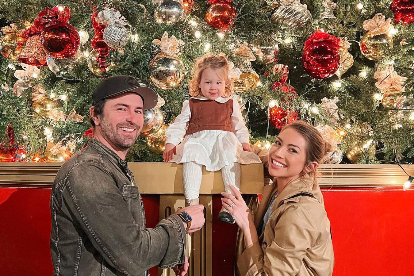 Stassi Schroeder and Hartford - celebrate christmas