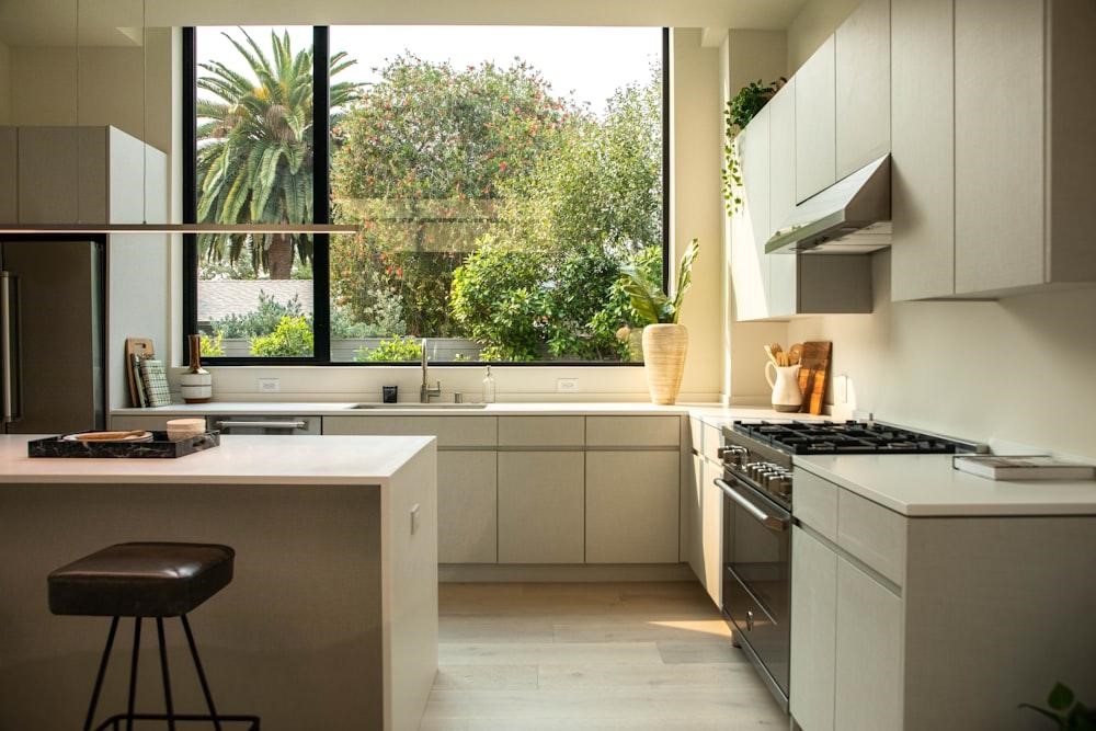 The perfect design for your kitchen – 5 tips to choose the best makeover option  