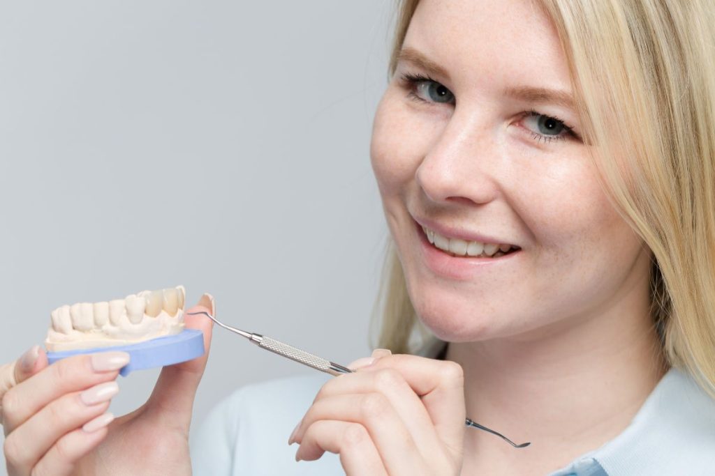 DENTAL CROWNS