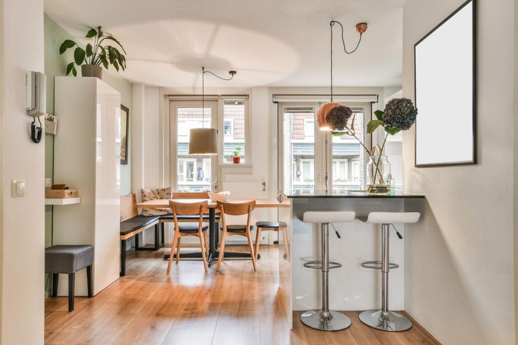 Airbnb