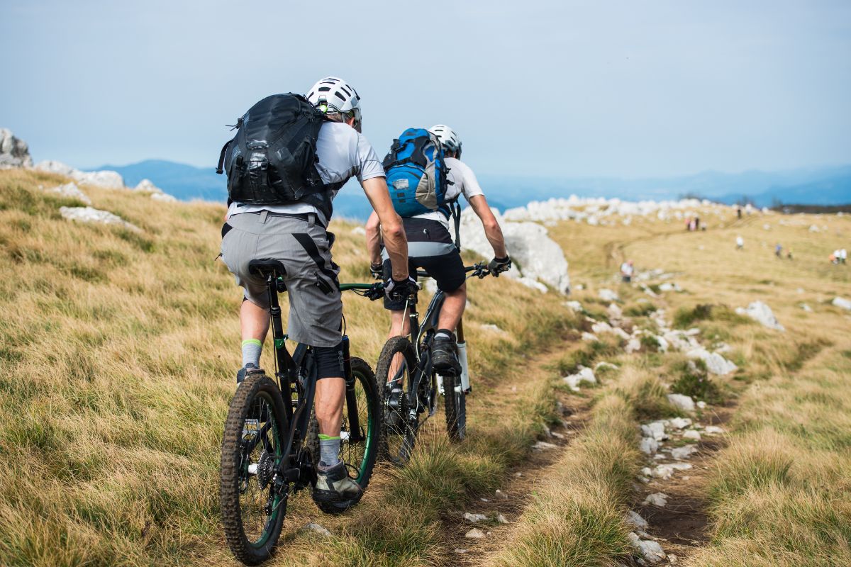 Must-Have Trekking Bike Accessories for Long-Distance Riders